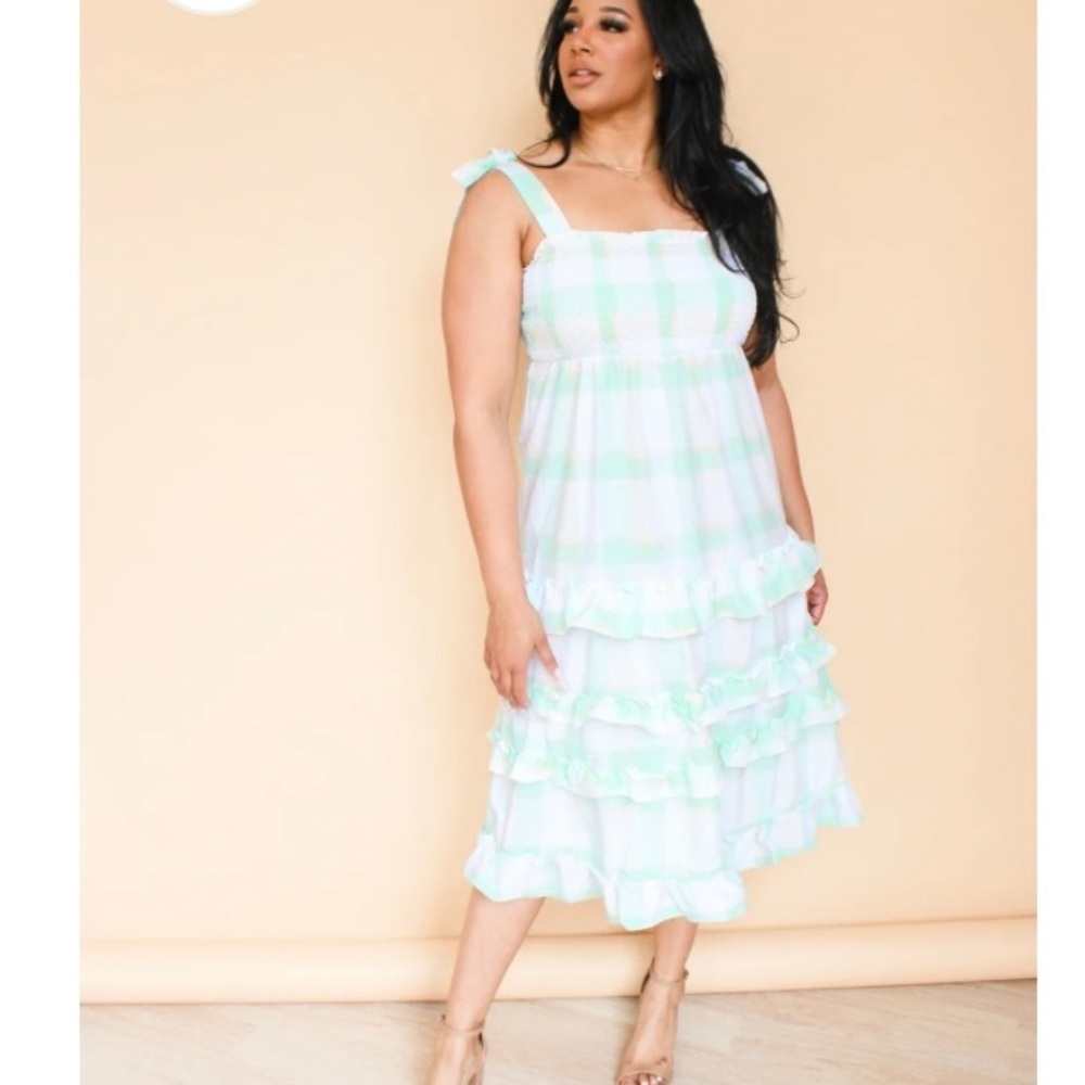 Green & White Sleeveless Gingham Plaid Tiered Ruffle MIDI Dress Size Large NWT